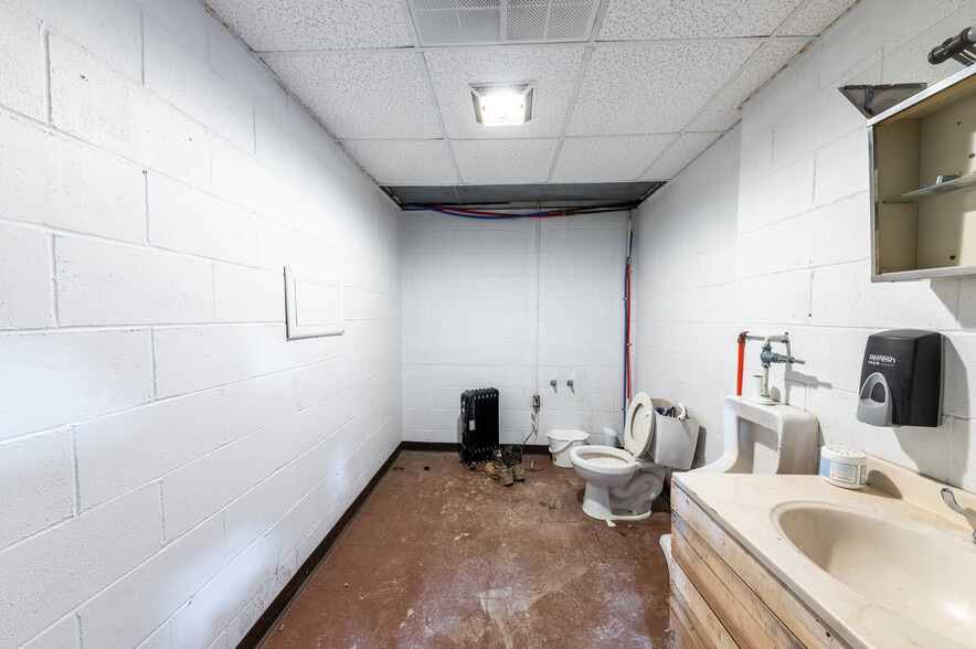 More Photos Of , Fairmont Industrial For Sale