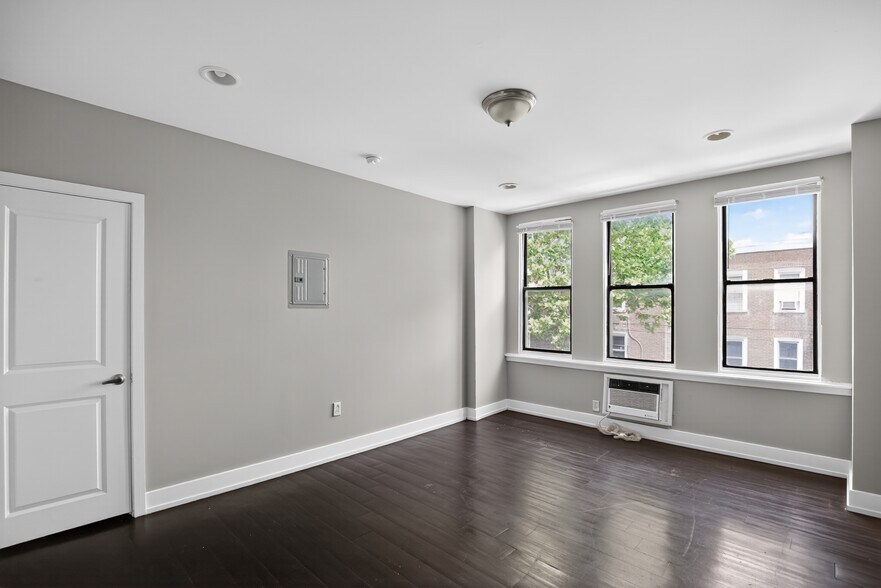 More Photos Of 5400 Walnut St, Philadelphia Apartments For Sale