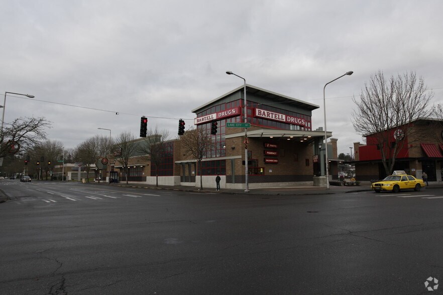 Primary Photo Of Lake City Way NE @ NE 125th St, Seattle Unknown For Lease