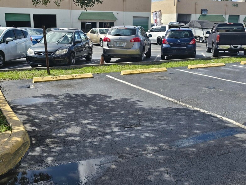 More Photos Of 5415 NW 15th St, Margate Warehouse For Sale