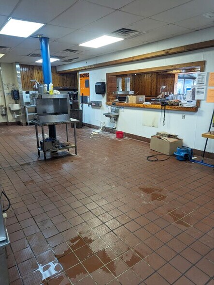 More Photos Of 5470 Inn Rd, Theodore Restaurant For Sale