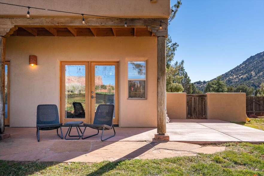 More Photos Of 10 Rojo Dr, Sedona Hotel For Sale