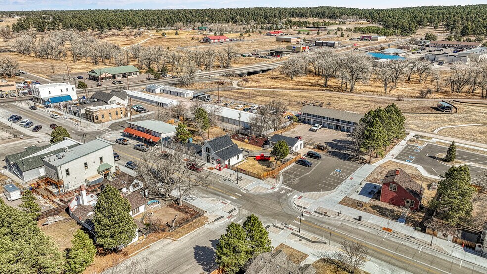 More Photos Of 490 E Elm St, Elizabeth Apartments For Sale