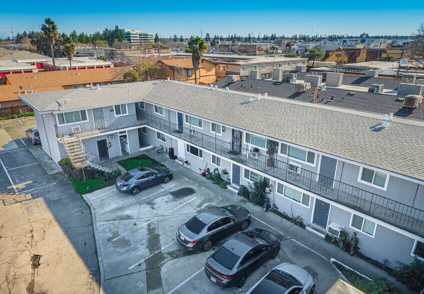 More Photos Of 1860 Ethan Way, Sacramento Apartments For Sale