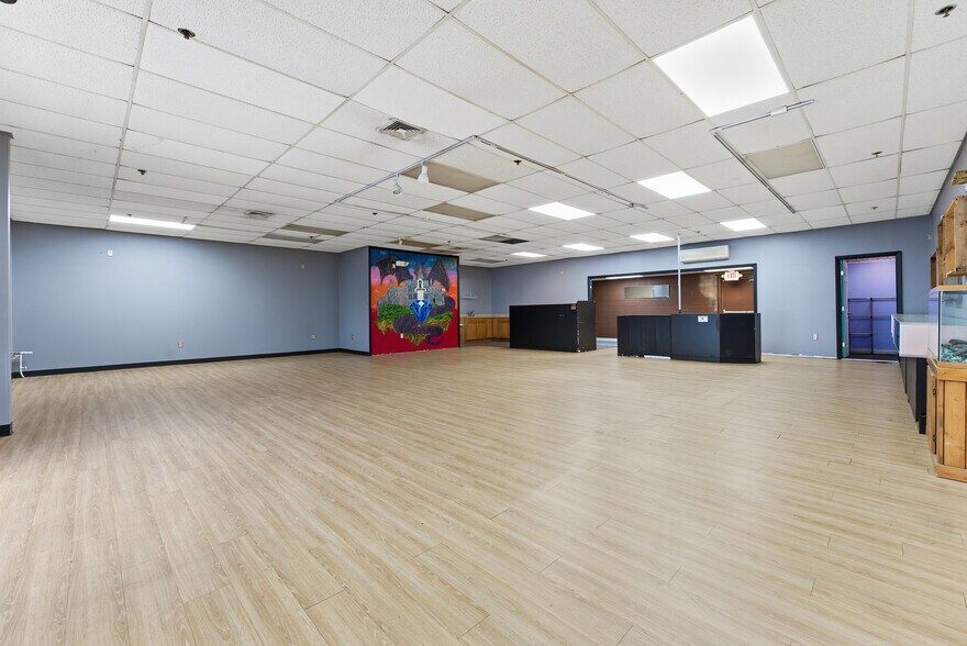 More Photos Of 45-65 Southwick Rd, Westfield General Retail For Lease