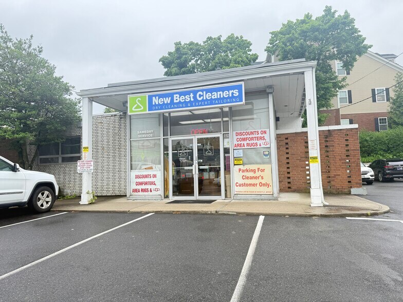 More Photos Of 1502 Main St, Port Jefferson Freestanding For Sale