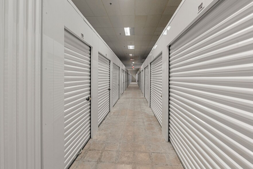 More Photos Of 2602 Shopko Dr, Madison Self Storage For Sale