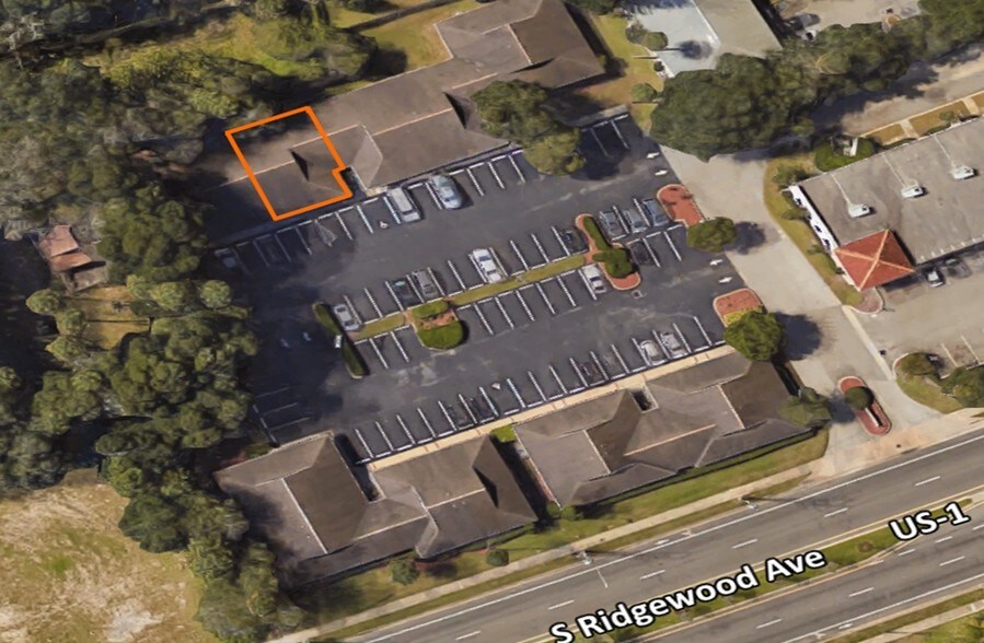 More Photos Of 1326 S Ridgewood Ave, Daytona Beach Office For Lease