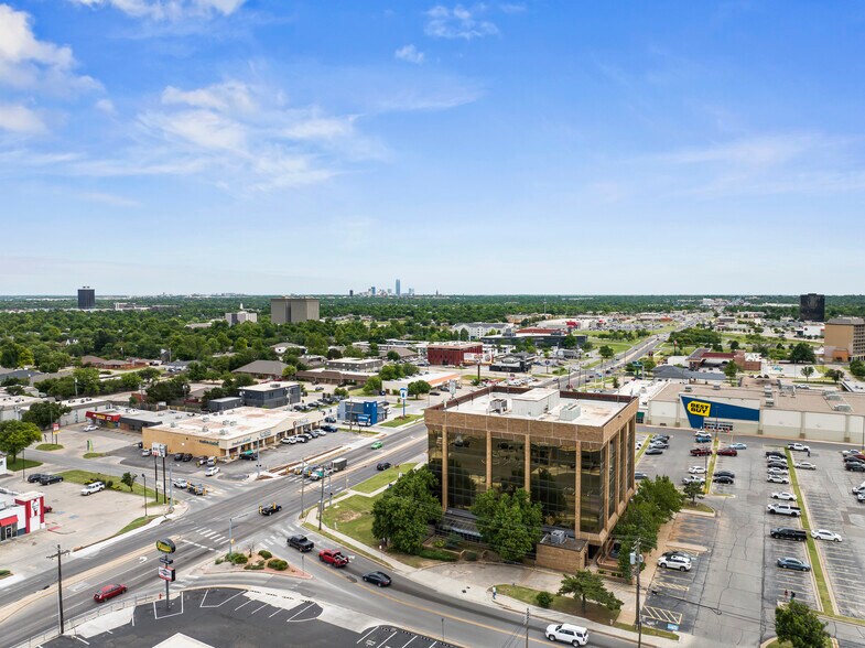 More Photos Of 5929 N May Ave, Oklahoma City Loft Creative Space For Sale