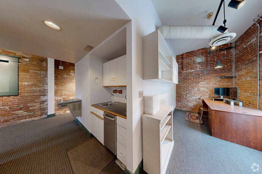 More Photos Of 1525 17th St, Denver Loft Creative Space For Lease