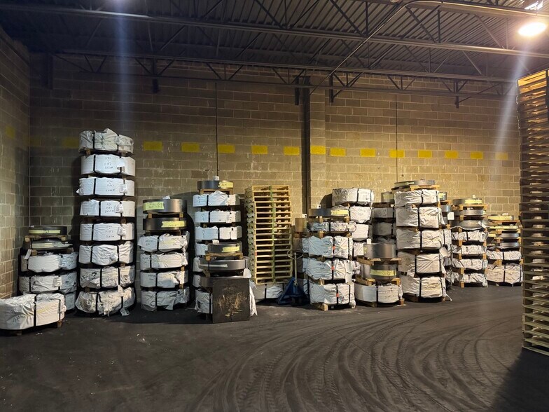 More Photos Of 225 E Madison Ave, Clifton Heights Warehouse For Sale