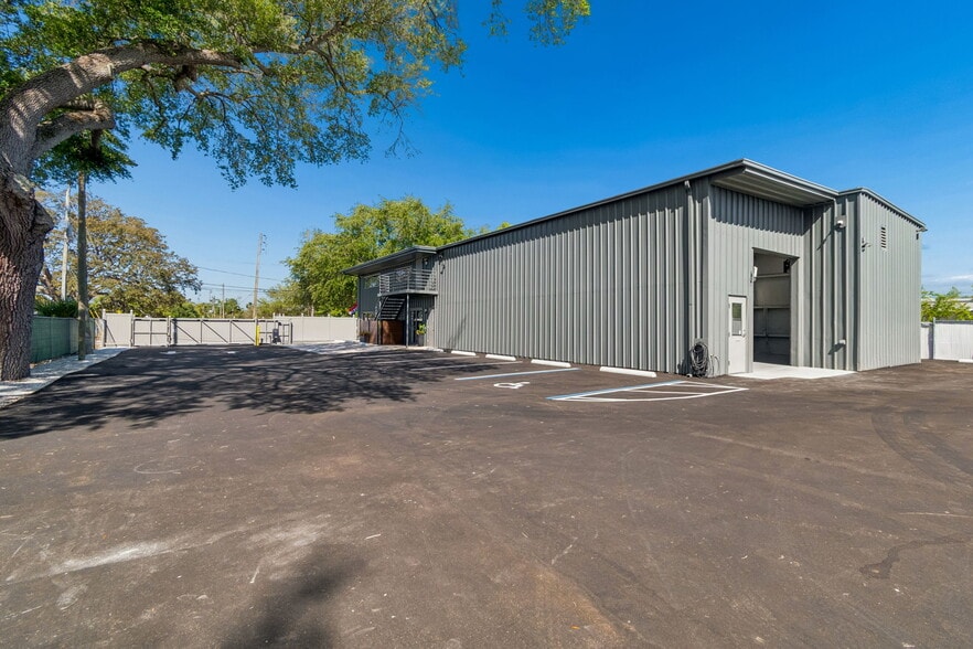 More Photos Of 1453 S Martin Luther King Jr Ave, Clearwater Warehouse For Sale