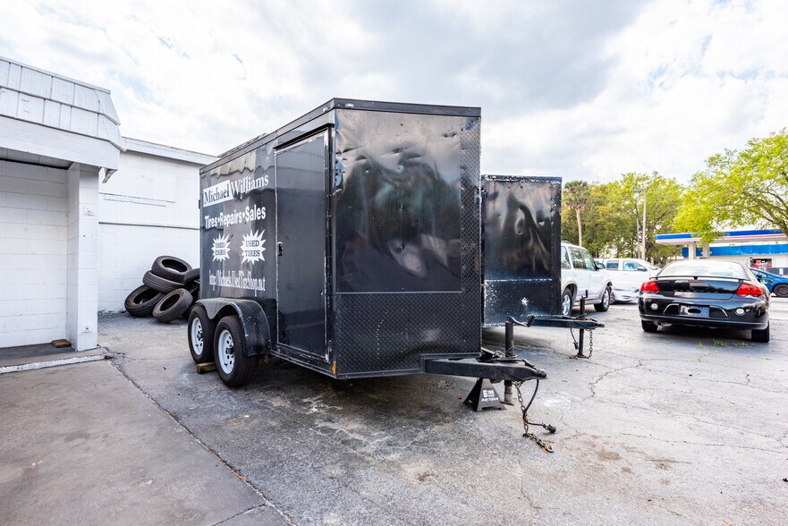 More Photos Of 2501 Sanford Ave, Sanford Auto Repair For Sale