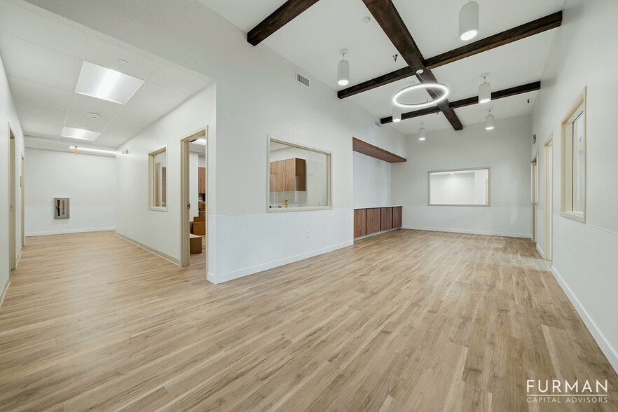 More Photos Of 1240 Newnan Crossing Blvd E, Newnan Daycare Center For Sale