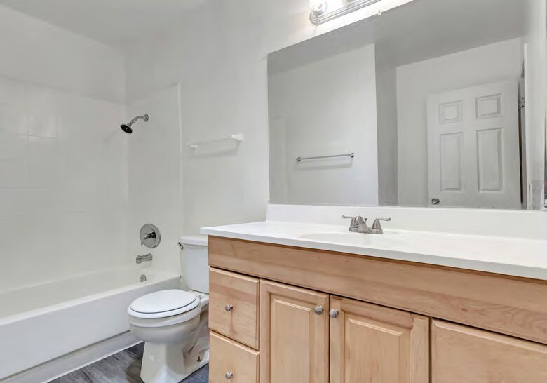 More Photos Of 1480 7th St, Riverside Apartments For Sale