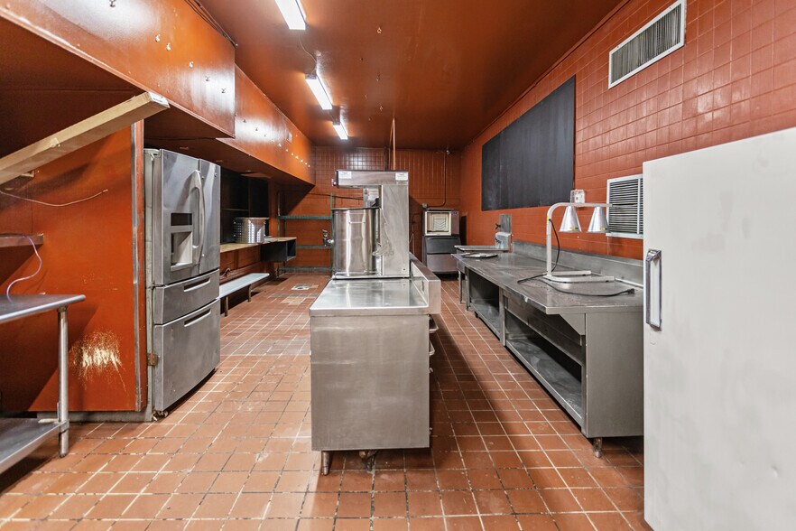 More Photos Of 720 E Oglethorpe Hwy, Hinesville Restaurant For Sale