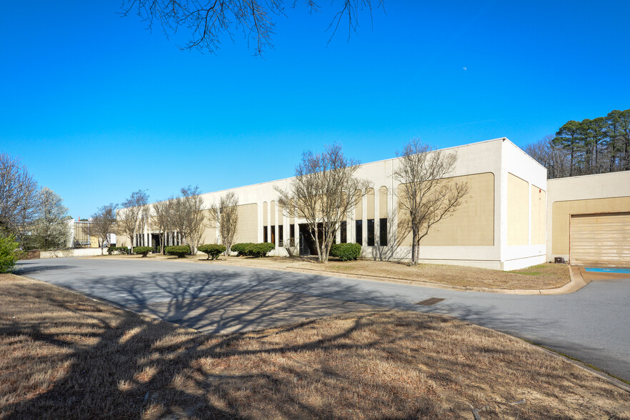 More Photos Of 1501 Westpark Dr, Little Rock Light Manufacturing For Sale