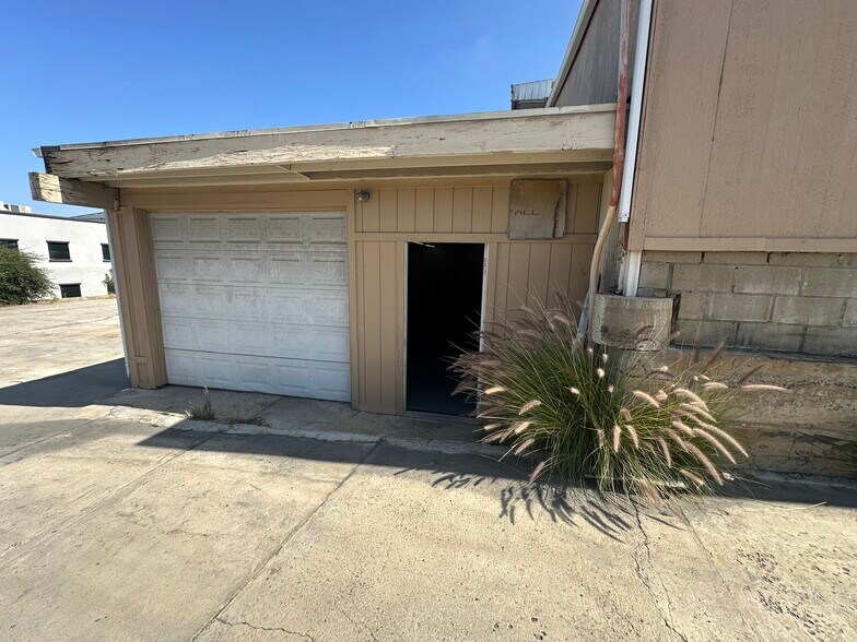 More Photos Of 10809 Prospect Ave, Santee Service For Lease