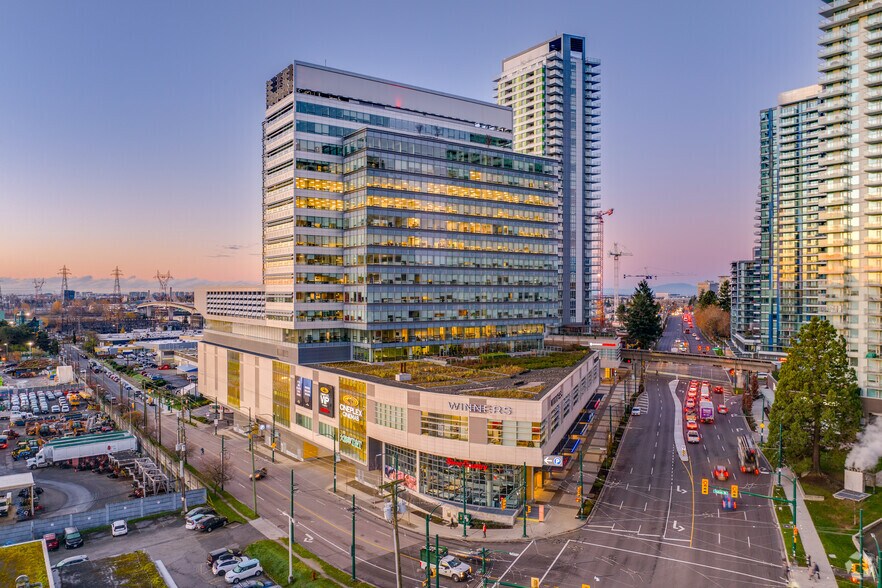 More Photos Of 450 SW Marine Dr, Vancouver Office For Lease