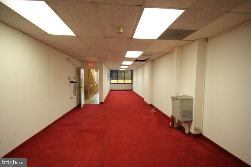 More Photos Of 1629 Benning Rd NE, Washington Office For Lease