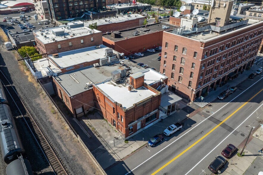 More Photos Of 124 S Jefferson St, Spokane Manufacturing For Sale