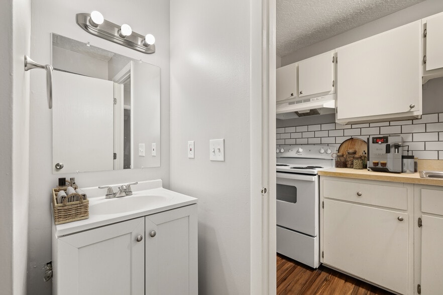 More Photos Of 25 Oakdale Ave, Akron Apartments For Sale
