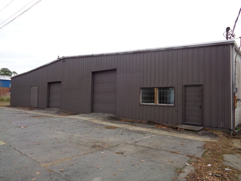 Primary Photo Of 1014 Holloway Ave, Albany Warehouse For Sale