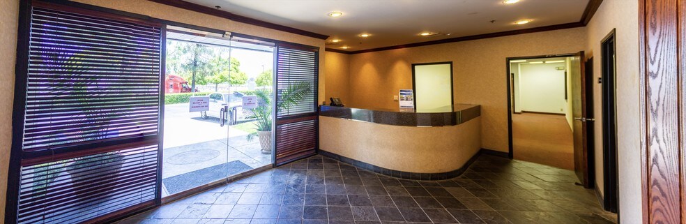 More Photos Of 825 E Cooley Ave, San Bernardino Warehouse For Sale