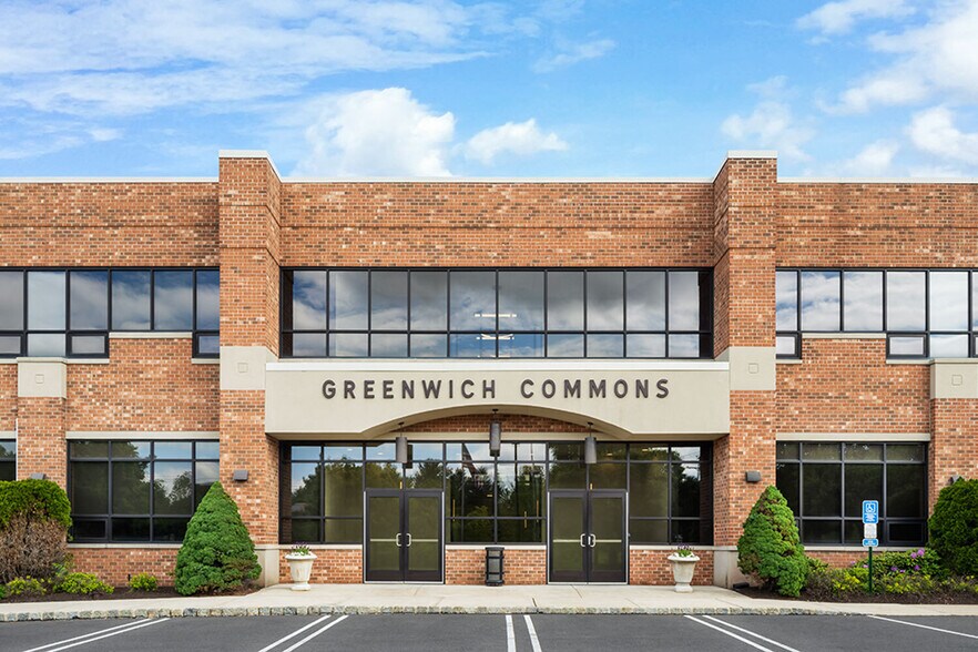 More Photos Of 1 Greenwich St, Stewartsville Medical For Lease