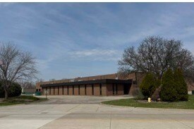 More Photos Of 15200 N Commerce Dr, Dearborn Warehouse For Lease
