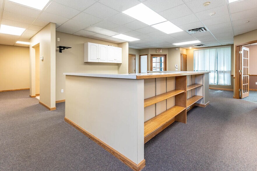 More Photos Of 90 Professional Pky, Lockport Medical For Lease