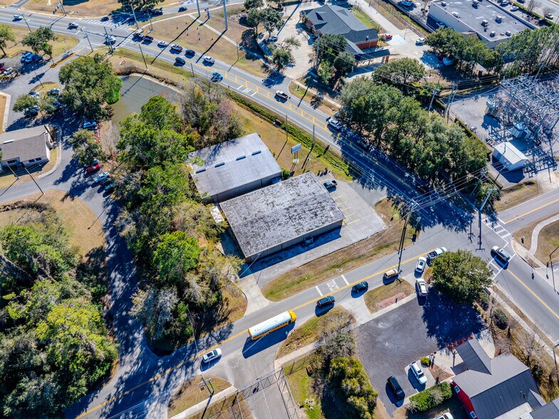 More Photos Of 701 S 5th St, Macclenny General Retail For Lease