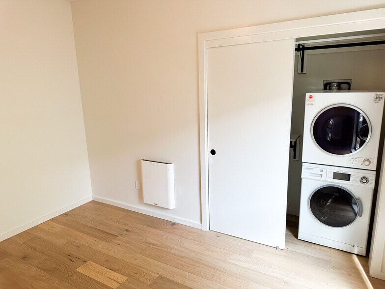 More Photos Of 1825 N Rosa Parks Way, Portland Multifamily For Sale