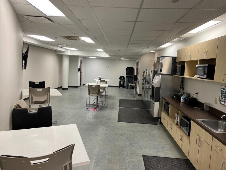 More Photos Of 8333 Bryan Dairy Rd, Largo Office For Sale