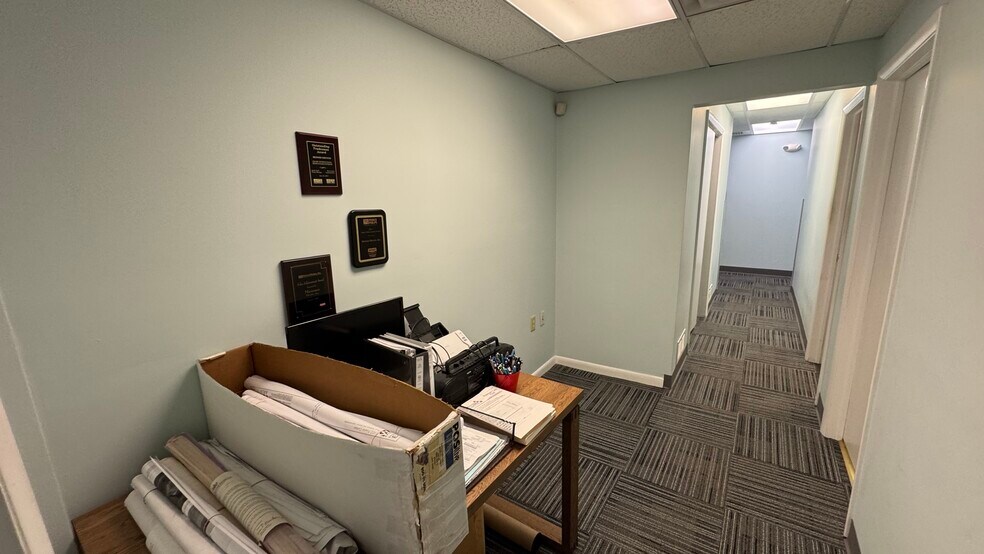 More Photos Of 958 N Penn St, Allentown Warehouse For Sale