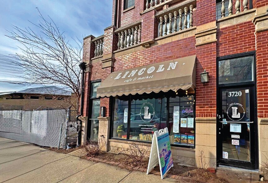 Primary Photo Of 3720 N Lincoln Ave, Chicago Apartments For Sale