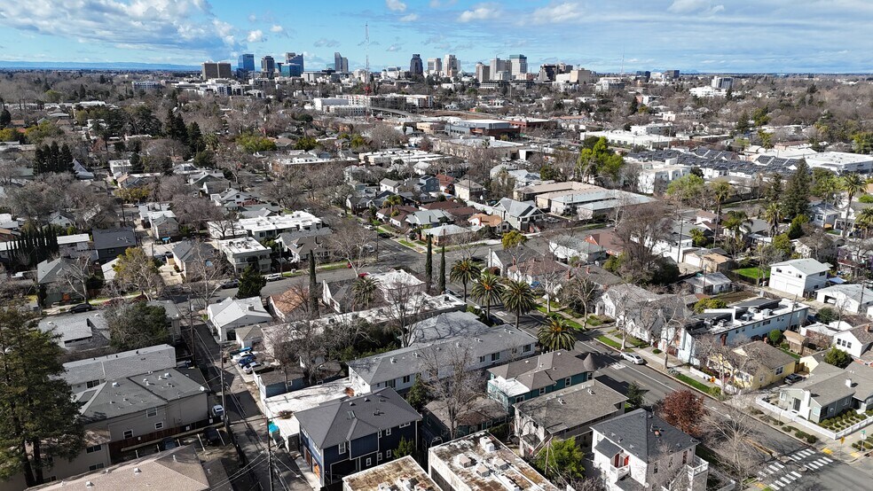 More Photos Of 2620 T St, Sacramento Apartments For Sale