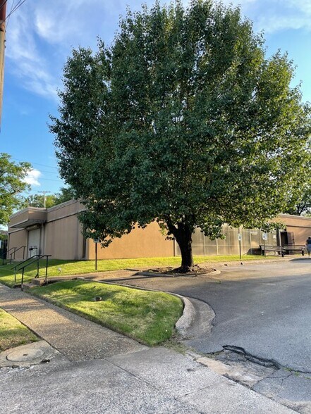 More Photos Of 5100 W 12th St, Little Rock Medical For Sale