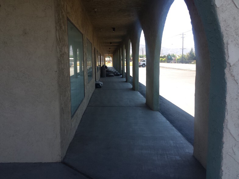 More Photos Of 215 W Bridge St, Yerington Freestanding For Lease