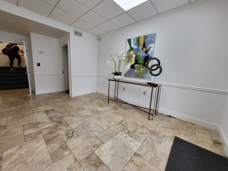 More Photos Of 1215 Hightower Trl, Atlanta Medical For Sale