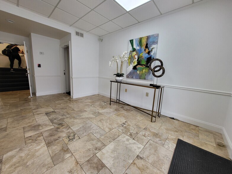 More Photos Of 1215 Hightower Trl, Atlanta Medical For Lease