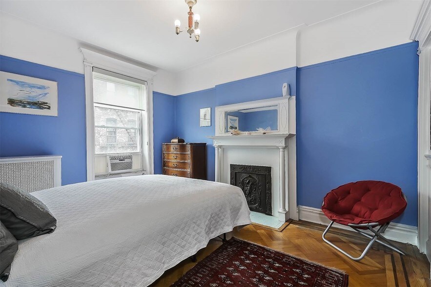 More Photos Of 524 3rd St, Brooklyn Coworking Space