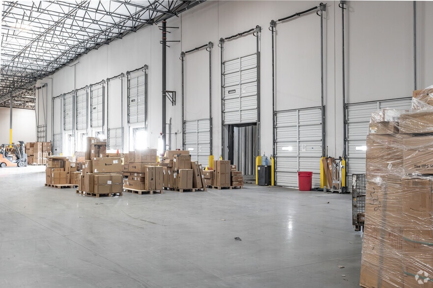 More Photos Of 959 E 3rd St, Corona Warehouse For Sale