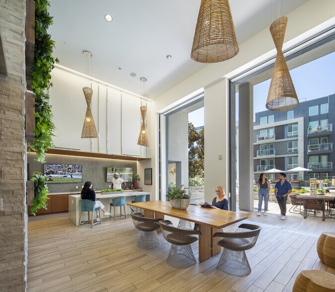 More Photos Of 5901-5921 Center Dr, Los Angeles Apartments For Lease