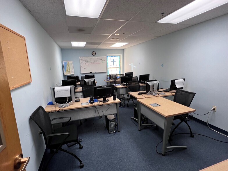 More Photos Of 520 Lewis St, Havre De Grace Office For Sale