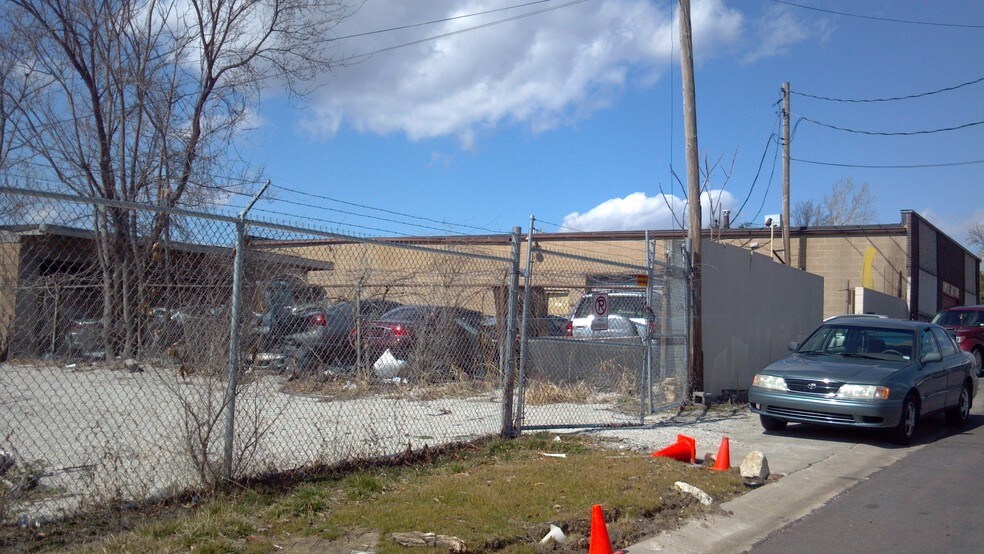 More Photos Of 5915 Garfield Ave, Saint Louis Showroom For Sale