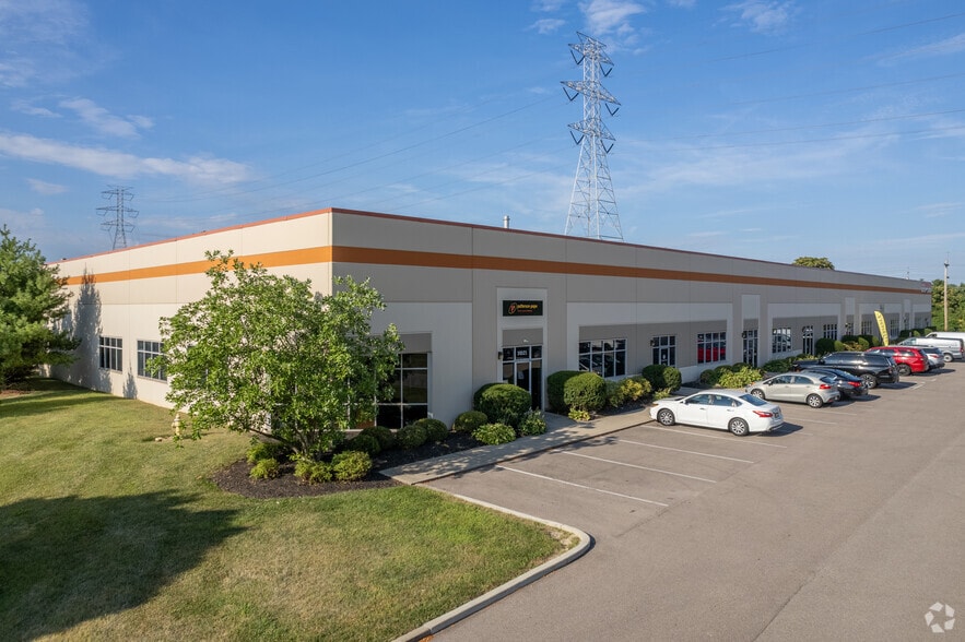Primary Photo Of 10321-10335 S Medallion Dr, Cincinnati Warehouse For Lease