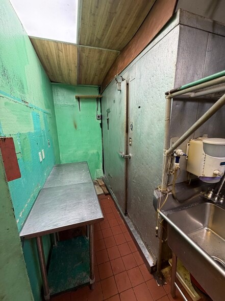 More Photos Of 303 W 116th St, New York Apartments For Lease