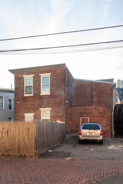 More Photos Of 228 E Hanover St, Trenton Apartments For Sale