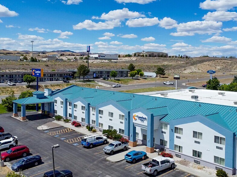 More Photos Of 2970 Idaho St, Elko Hotel For Sale
